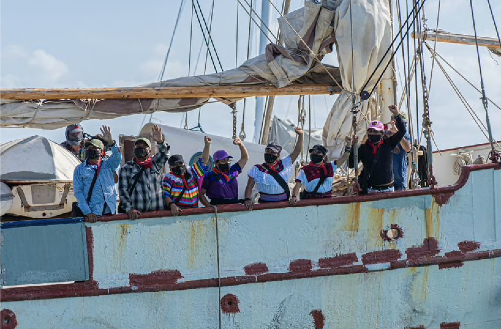 Los zapatistas comienzan su gira internacional y zarpan desde Isla Mujeres rumbo a Europa