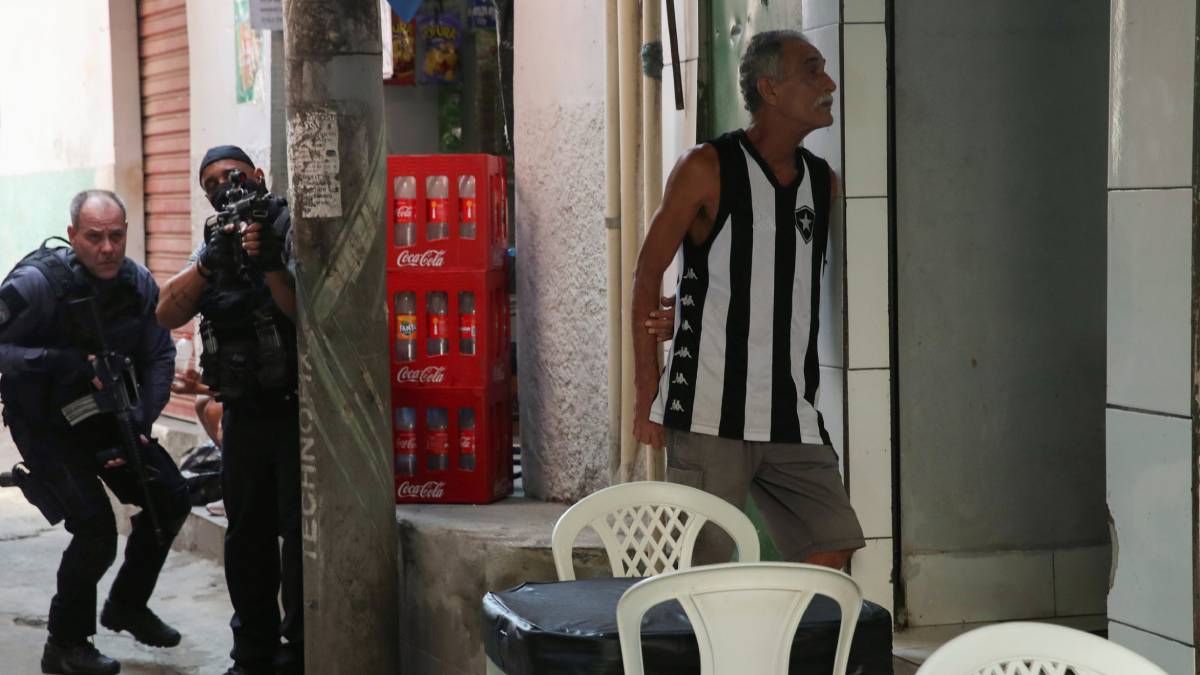 Redada contra el narco en favela de Río de Janeiro deja al menos 25 muertos