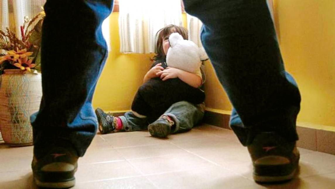 Destapan en 7 estados red de abuso sexual de menores en escuelas