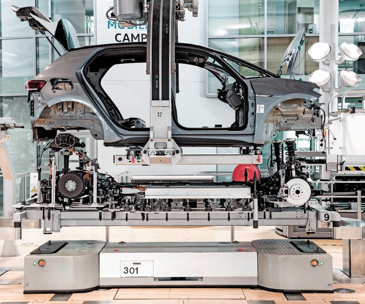 Acero caro pone presión a fabricantes de autos