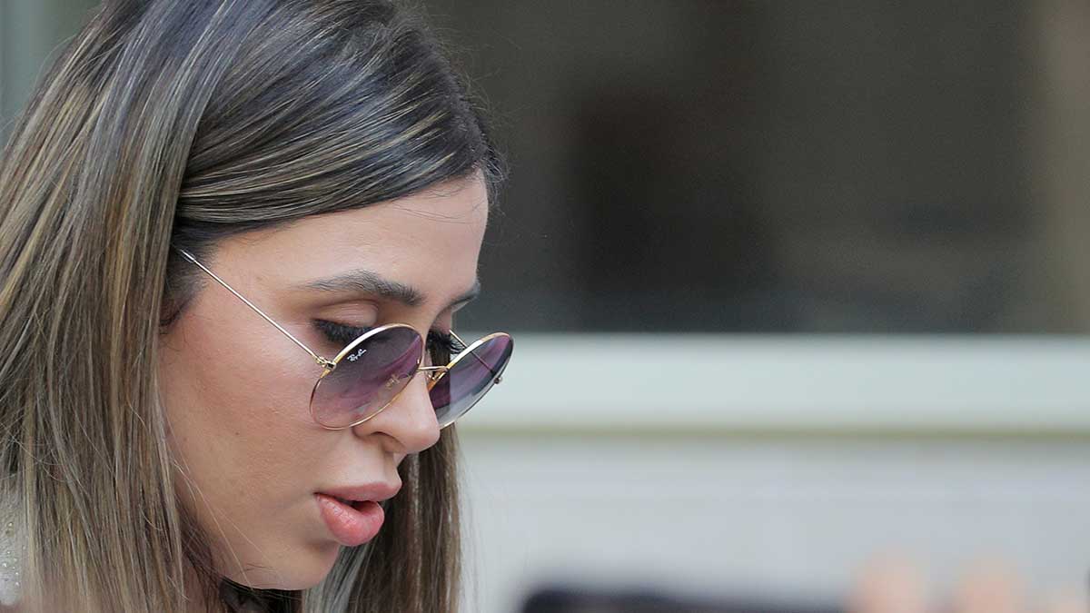 Emma Coronel se declara culpable de narcotráfico en EU