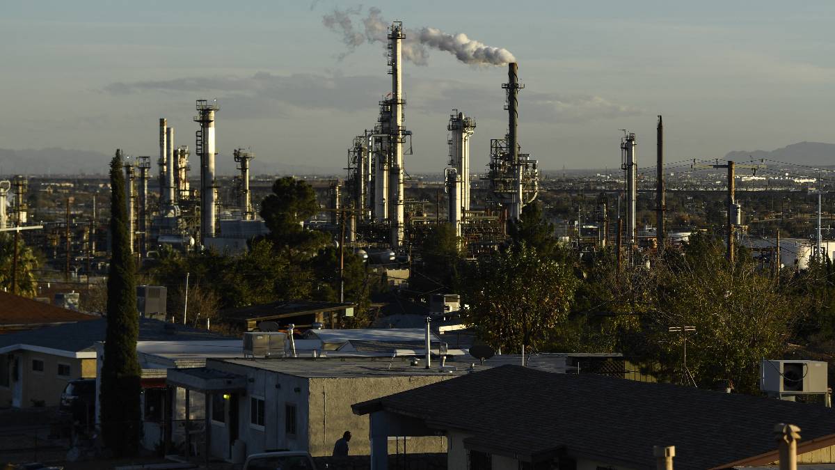 EU venderá 18 millones de barriles de petróleo de sus reservas; este es el motivo