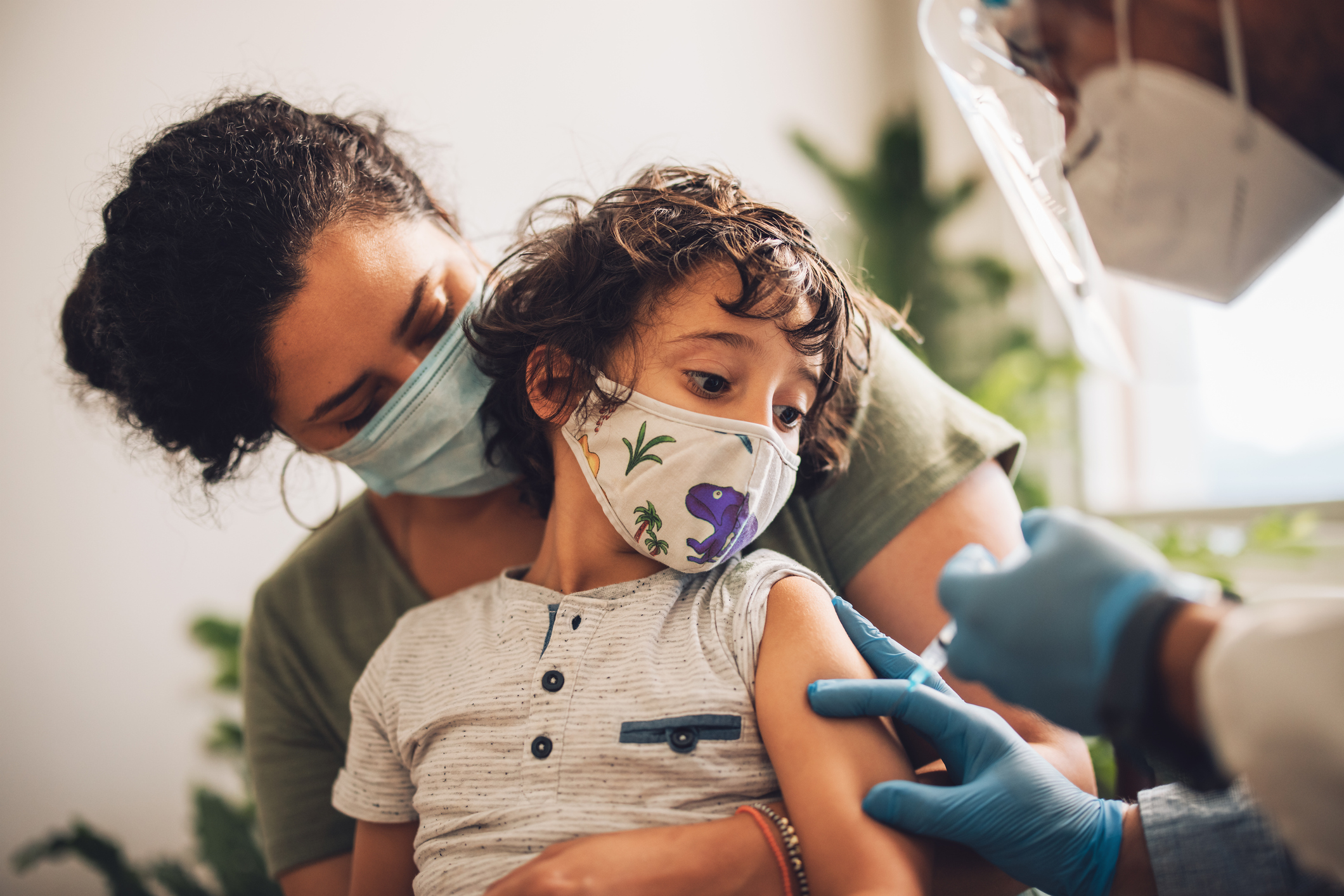 Divagaciones matutinas: Los niños no requieren ser vacunados contra COVID19   
