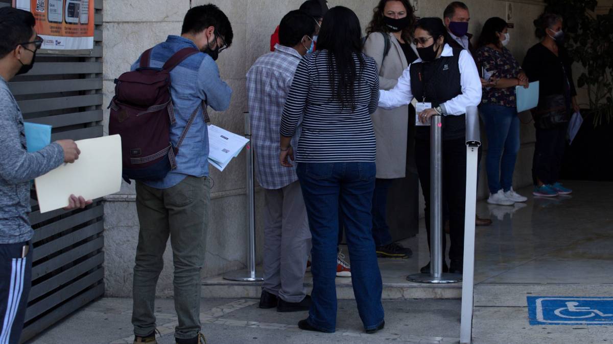 Jóvenes no inscritos al RFC no serán sancionados, pero SAT enlista usos y beneficios