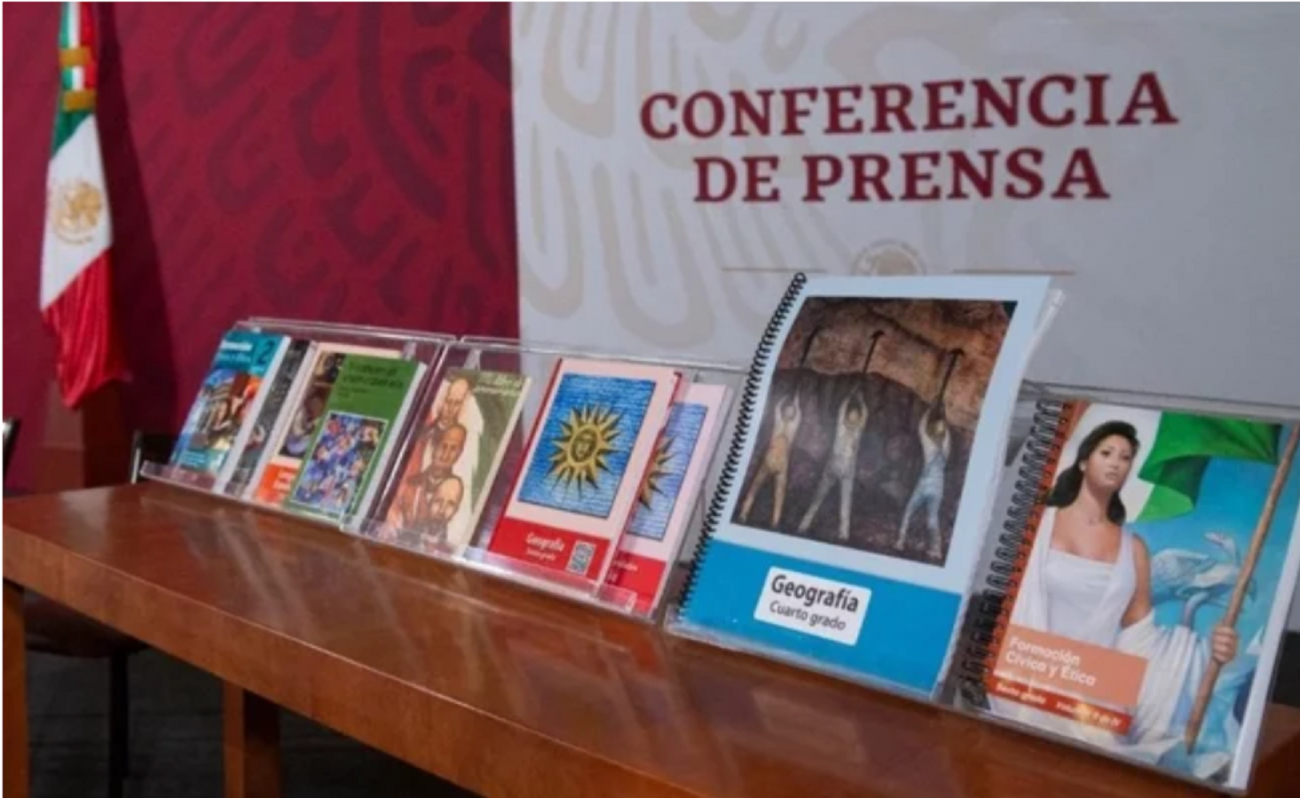 Censuran debate sobre los libros de texto