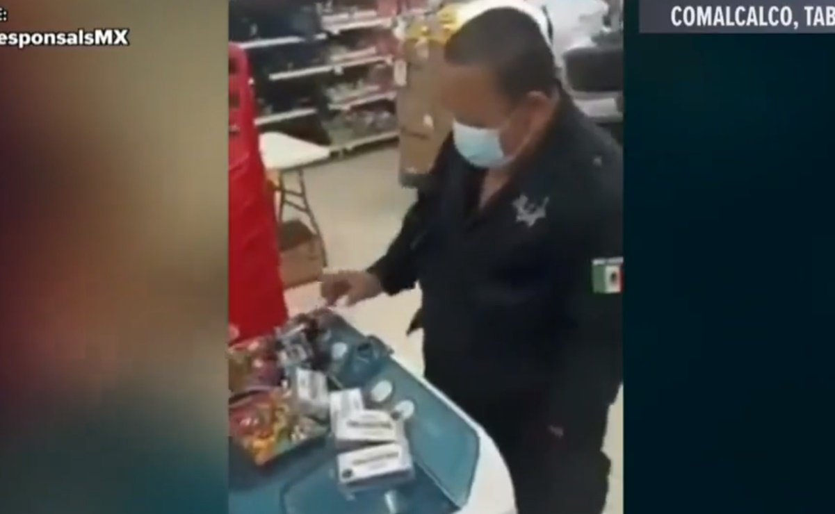 Policía roba dulces y medicamentos en Tabasco, aquí el video