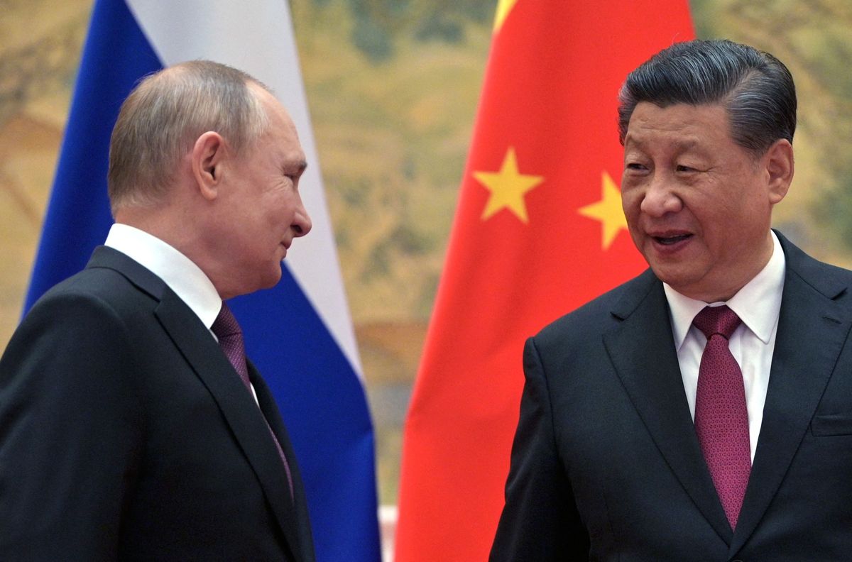 Rusia solicita ayuda militar a China