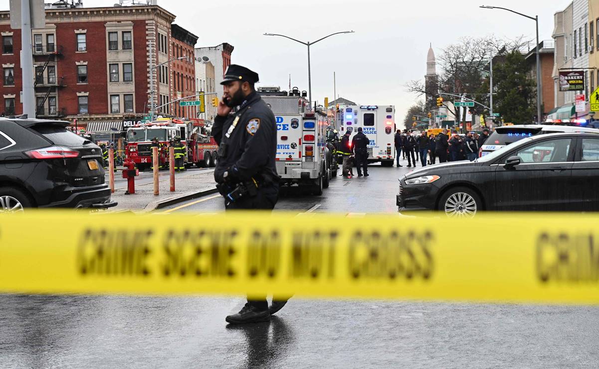 Confirma SRE que no hay mexicanos afectados por tiroteo en metro de Nueva York