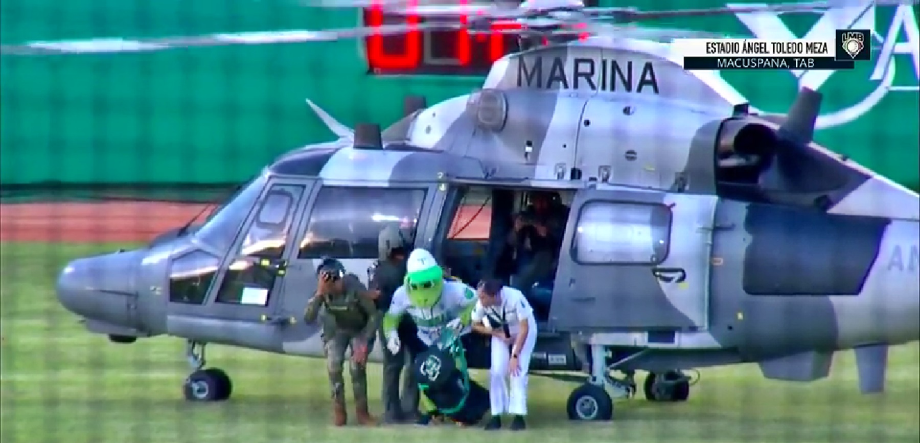 Madres buscadores lamentan que se use helicóptero de la Marina para transportar mascota de beisbol