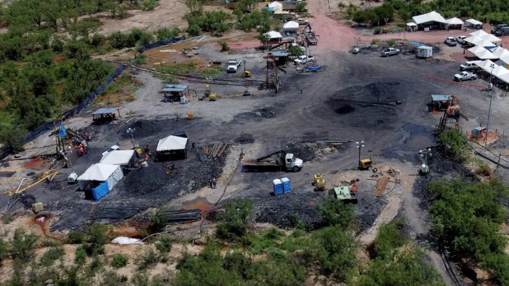 Emiten ficha roja de Interpol contra dueños de la mina el Pinabete en Coahuila