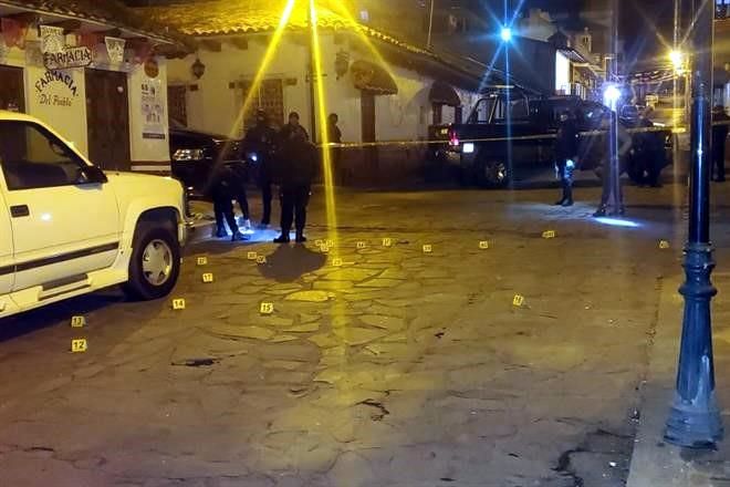 Mueren 2 tras balacera en Plaza de Mazamitla, Jalisco