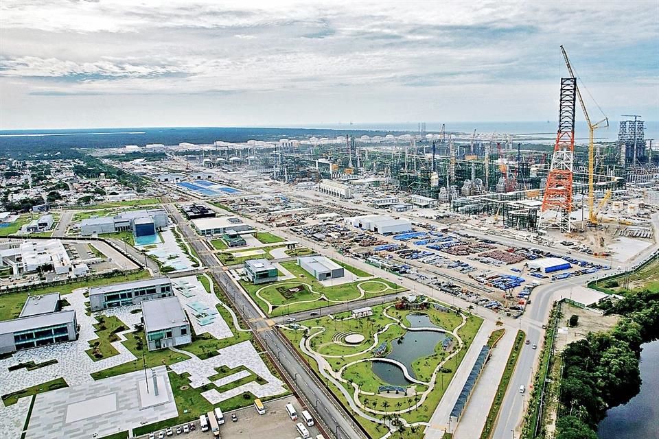 Operará refinería de Dos Bocas al 100% hasta 2027