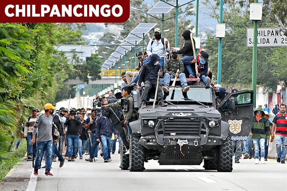 Desafían, bloquean y toman rehenes en Guerrero