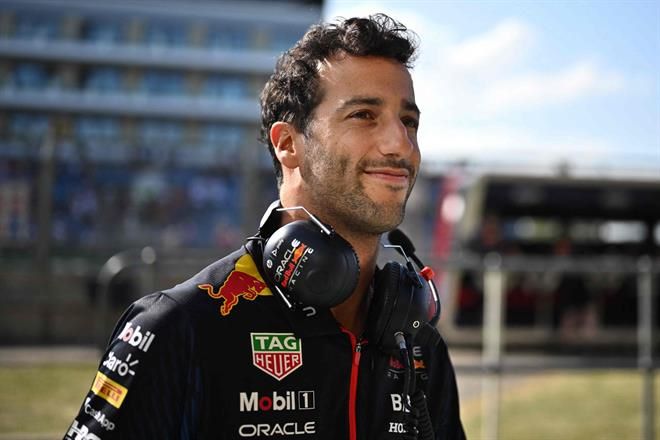Ricciardo reemplaza a De Vries en AlphaTauri