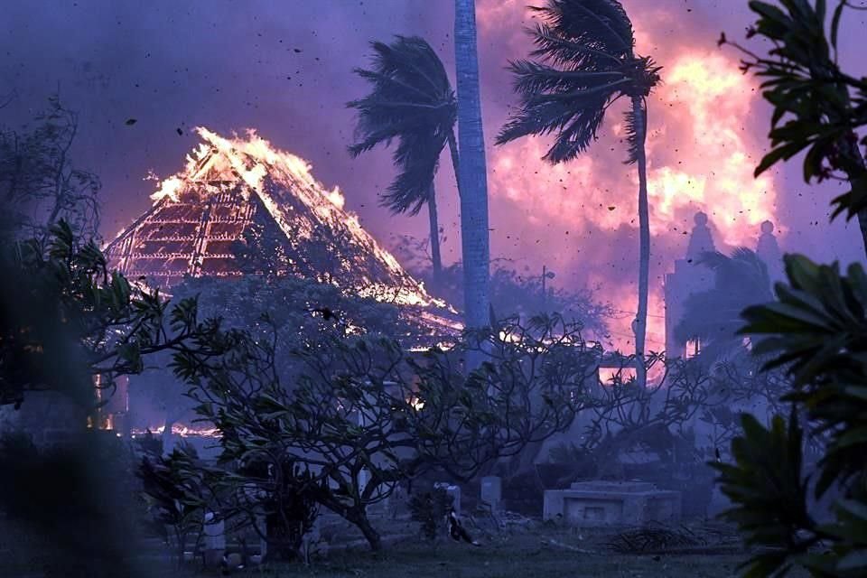 Incendios en Hawai dejan 36 muertos y miles de evacuados