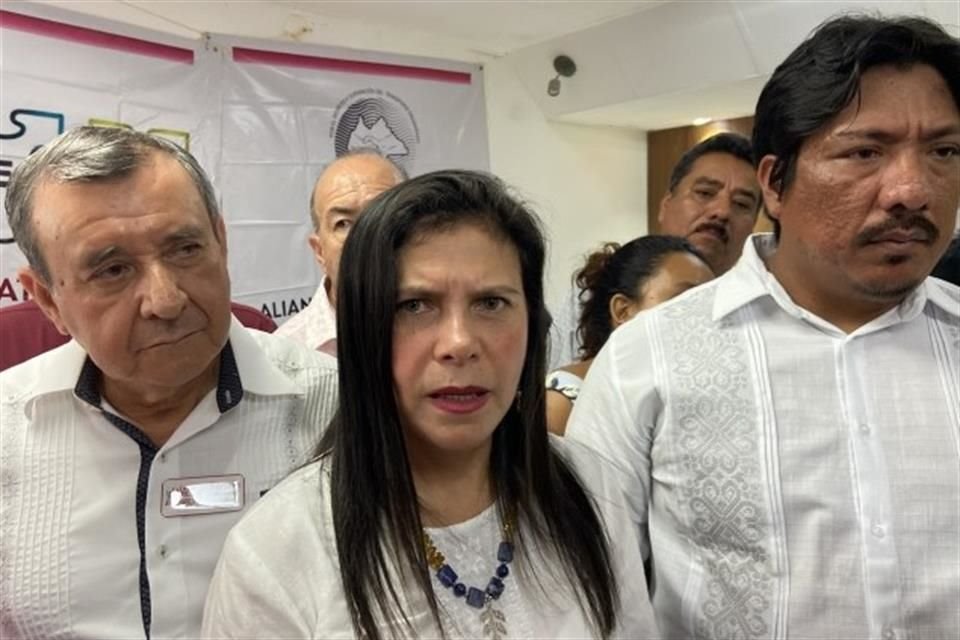 ‘Baja’ AMLO a Manuelita Obrador para Chiapas