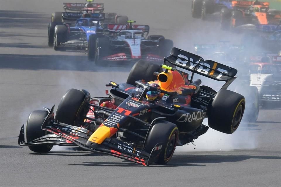 Dura 17 segundos sueño de Checo Pérez en GP de México