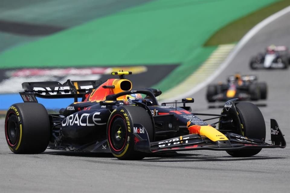 Checo saldrá tercero y Hamilton quinto en Sprint de Brasil
