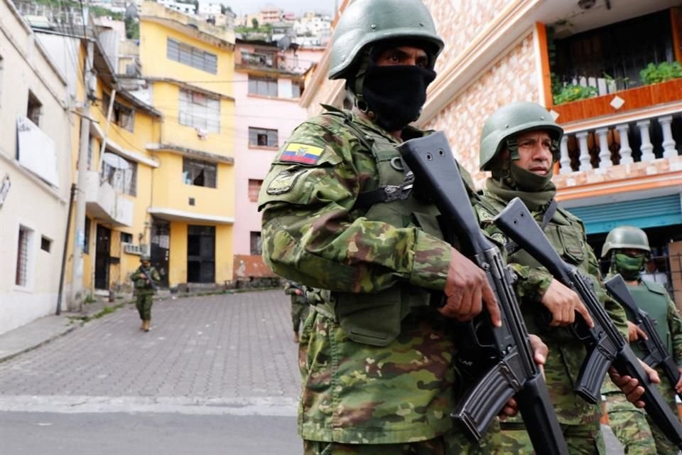 Dice Perú que sus municiones llegaron a crimen de Ecuador