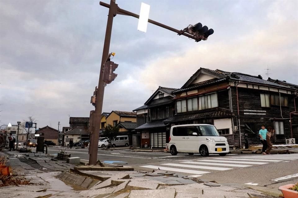 Advierte Agencia Meteorológica de Japón por ‘gran tsunami’