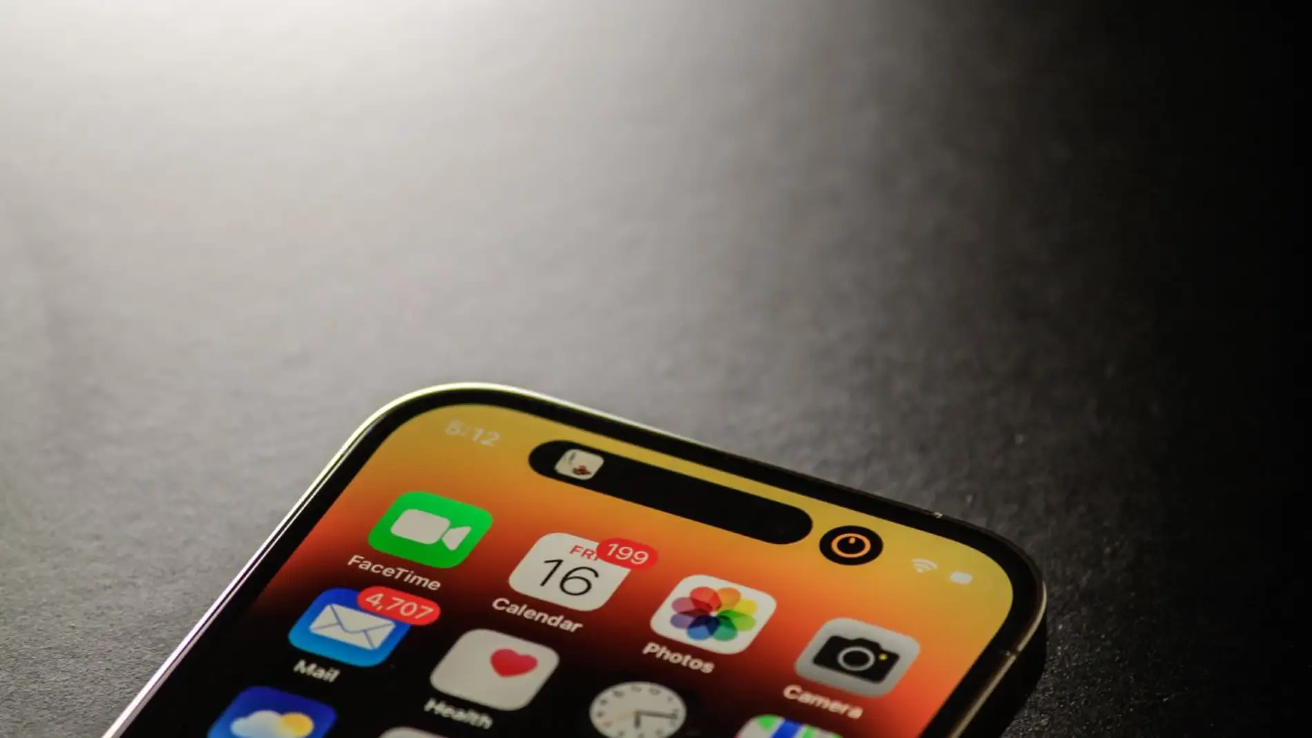 El iPhone ha recibido la actualización a iOS 17.4, la cual se ha descrito como el cambio más significativo en la historia del dispositivo