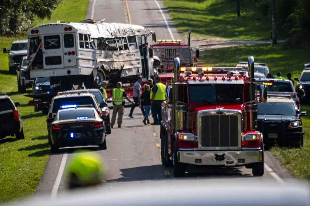 Lamenta AMLO la muerte de 8 mexicanos en accidente de Florida