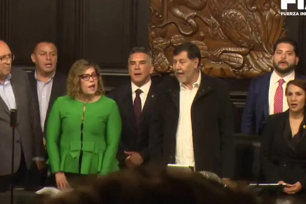 ‘Alito’ Moreno y Fernández Noroña se agarran a golpes en el Senado; Noroña comenzó la agresión, aseguran