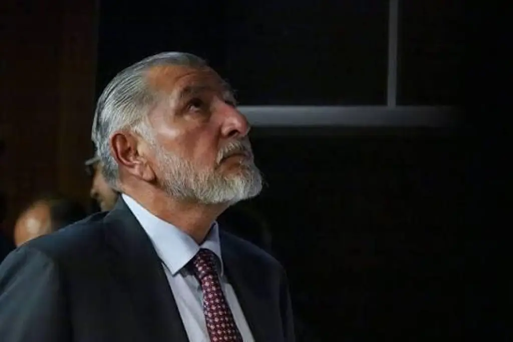 Adán Augusto reitera disposición de comparecer por caso Hernán