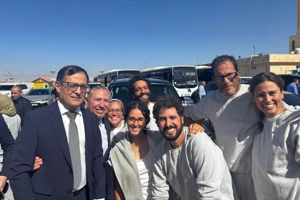 Llegan a México connacionales de la flotilla Global Sumud detenidos por Israel