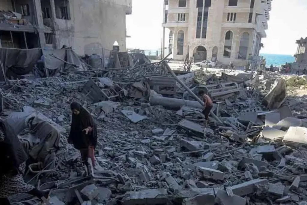 Ataques aéreos de Israel en Gaza dejan 22 muertos pese a alto al fuego