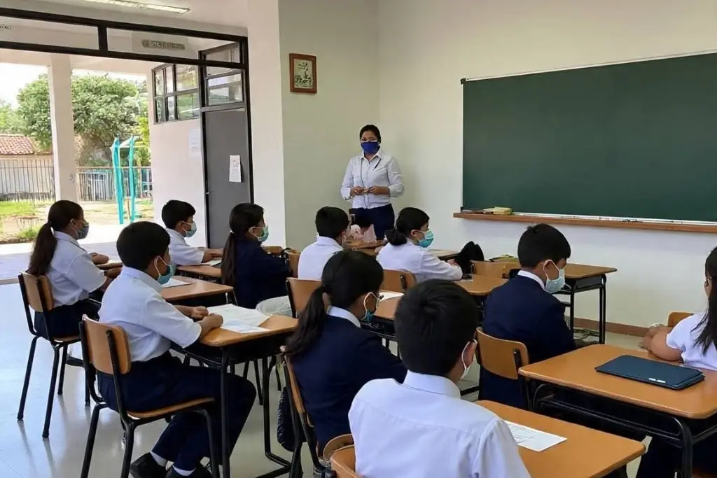 Edomex ordena uso obligatorio de cubrebocas en escuelas por el sarampión