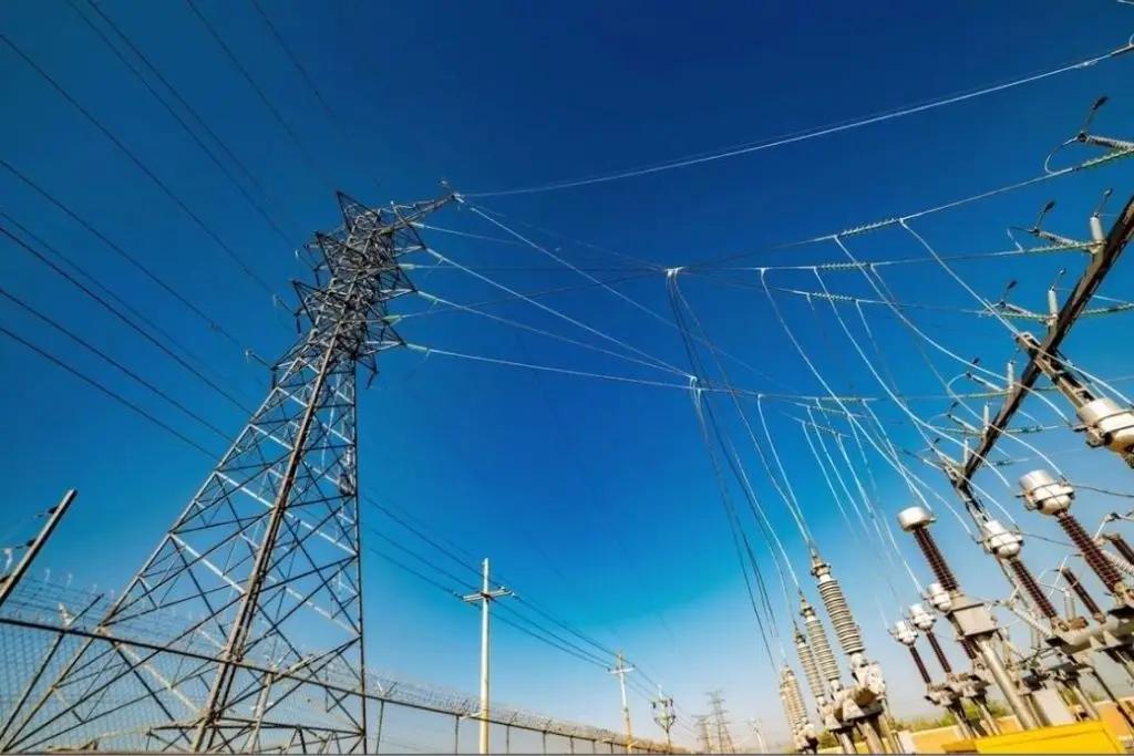 CFE lanza plan de expansión eléctrica ante aumento de demanda energética