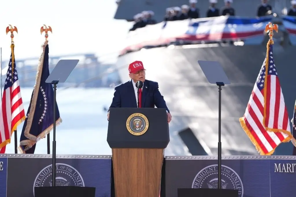 Trump se burla de Sheinbaum por su rechazo al cambio de nombre del golfo de México